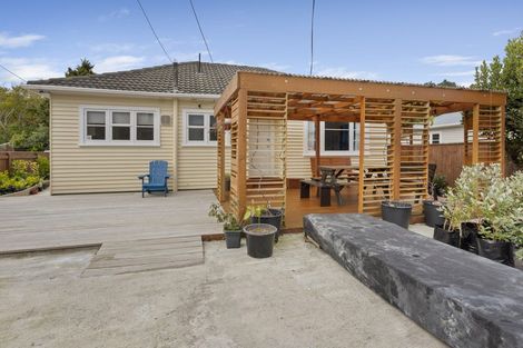 Photo of property in 1 Peel Place, Wainuiomata, Lower Hutt, 5014