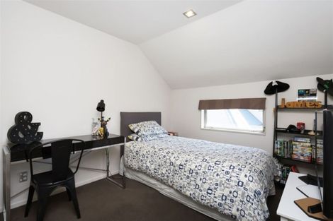 Photo of property in 90c Mandeville Street, Riccarton, Christchurch, 8011