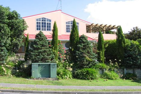 Photo of property in 3 Emlyn Place, Torbay, Auckland, 0630