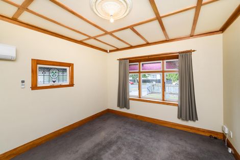 Photo of property in 9 Burns Avenue, Takaro, Palmerston North, 4412
