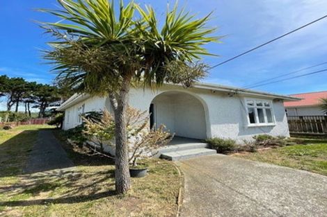 Photo of property in 400 Broadway, Miramar, Wellington, 6022