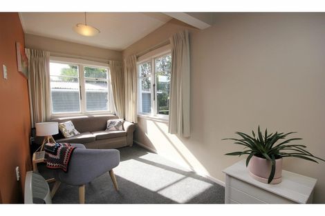 Photo of property in 7 Clouston Street, Saint Martins, Christchurch, 8022