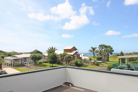 Photo of property in 4a Moray Place, Whiritoa, Whangamata, 3691