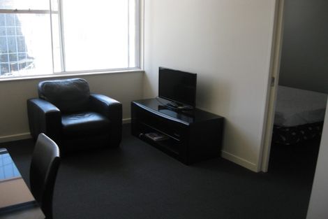 Photo of property in Terrace Tower Apartments, 4a/126 The Terrace, Wellington Central, Wellington, 6011