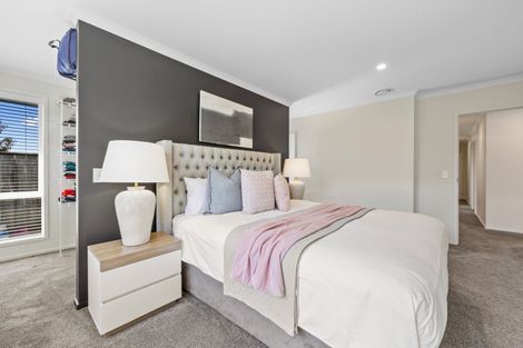 Photo of property in 19 Keene Drive, Bell Block, New Plymouth, 4312