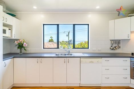 Photo of property in 36a Maungaraki Road, Korokoro, Lower Hutt, 5012