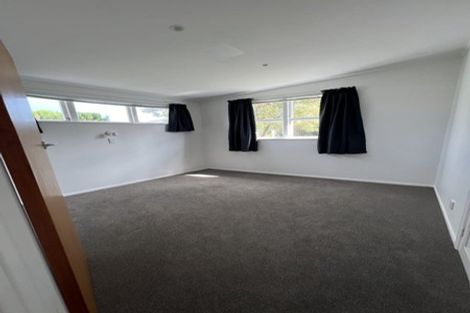 Photo of property in 193 Te Atatu Road, Te Atatu South, Auckland, 0610