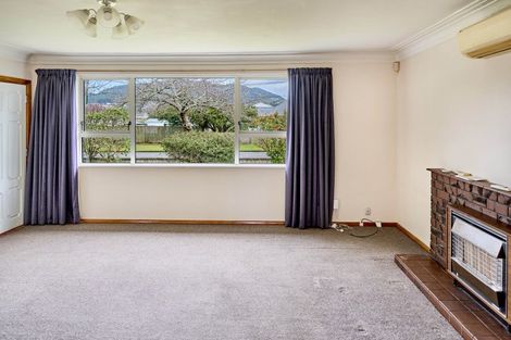 Photo of property in 4 Routley Crescent, Elderslea, Upper Hutt, 5018
