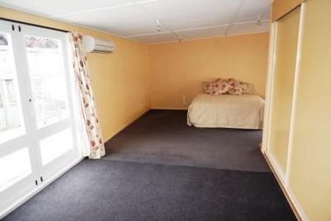 Photo of property in 22 Broadway Avenue, Waikuku Beach, 7473