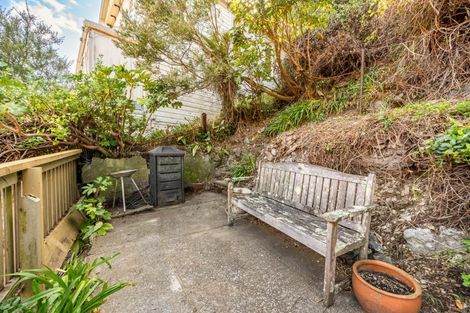Photo of property in 185 Glenmore Street, Kelburn, Wellington, 6012