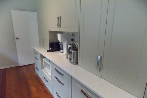 Photo of property in 18a Montgomery Avenue, Karori, Wellington, 6012