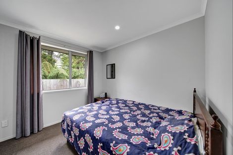 Photo of property in 8 Garrett Drive, Whalers Gate, New Plymouth, 4310