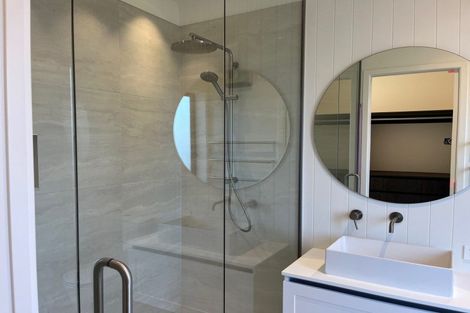 Photo of property in 38 Centennial Avenue, Arrowtown, 9302