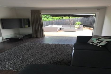 Photo of property in 37 Stapleford Crescent, Browns Bay, Auckland, 0630