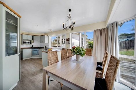 Photo of property in 6 Snowden Place, Opaheke, Papakura, 2113