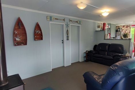 Photo of property in 17 Stopbank Road, Milford, Temuka, 7986