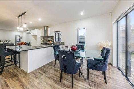 Photo of property in 11d Kent Road, Manurewa, Auckland, 2102