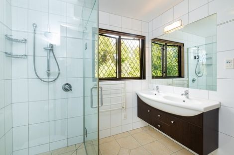 Photo of property in 2 Chestnut Court, Havelock North, 4130