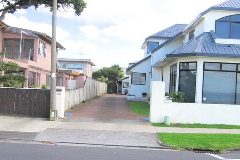 Photo of property in 2/14 The Esplanade, Eastern Beach, Auckland, 2012