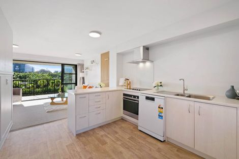 Photo of property in 27 Haroto Street, Manukau, Auckland, 2104