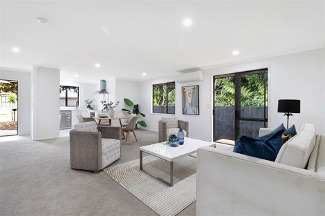 Photo of property in 21a Chelmsley Avenue, Henderson, Auckland, 0612