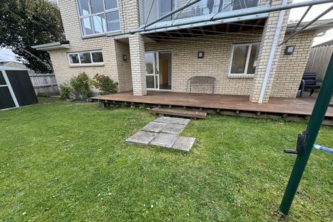 Photo of property in 3 Taatahi Street, Weymouth, Auckland, 2103