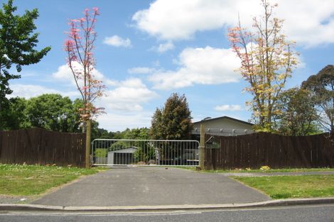 Photo of property in 50 Matua Road, Huapai, Kumeu, 0810