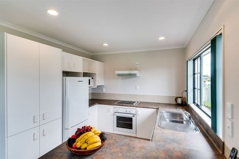 Photo of property in 1/2 Spriggs Crescent, Greenmeadows, Napier, 4112