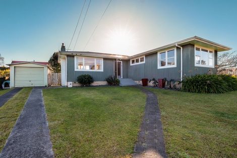 Photo of property in 105 Shakespeare Street, Leamington, Cambridge, 3432