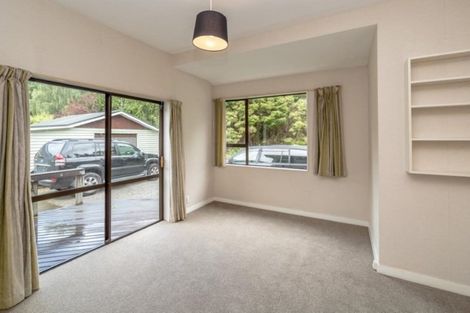 Photo of property in 73 Wood Street, Greytown, 5712