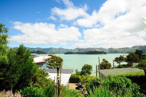 Photo of property in 404 Marine Drive, Charteris Bay, Lyttelton, 8971