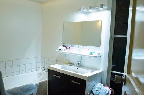 Photo of property in 36 Adderley Terrace, Ravensbourne, Dunedin, 9022