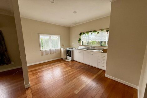 Photo of property in 5 Thomas Road, Mangere, Auckland, 2022