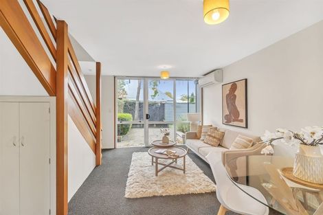 Photo of property in 5/27 Packe Street, Edgeware, Christchurch, 8013