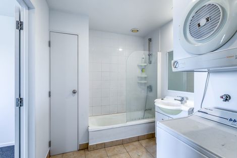 Photo of property in 5e/10 Crown Lynn Place, New Lynn, Auckland, 0600