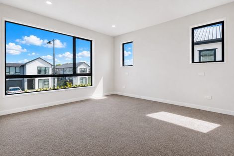 Photo of property in 6 Babos Avenue, Kumeu, 0810