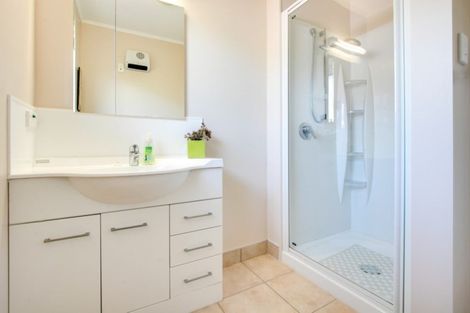 Photo of property in 3/11 Church Road, Taradale, Napier, 4112