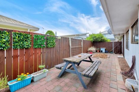 Photo of property in 1/27 Scott Road, Papakura, 2110