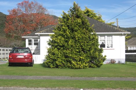 Photo of property in 46 Fleet Street, Naenae, Lower Hutt, 5011
