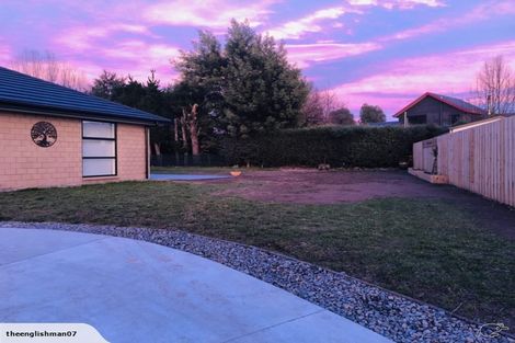 Photo of property in 19 Ruru Place, Oxford, 7430