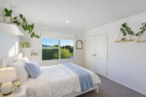 Photo of property in 80 Greendale Drive, Otaihanga, Paraparaumu, 5036