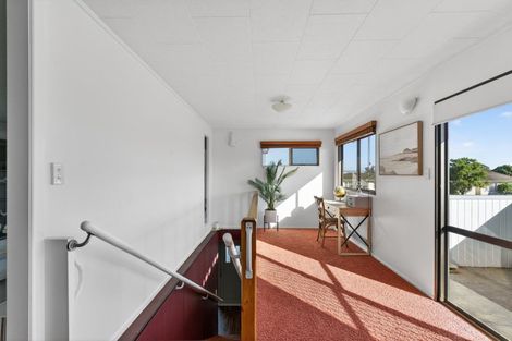 Photo of property in 26 Flanders Avenue, Onekawa, Napier, 4110