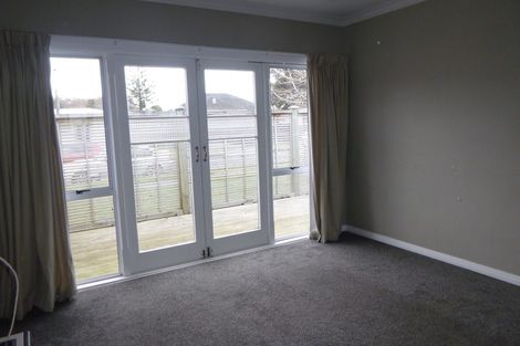 Photo of property in 25 Glasgow Street, Takaro, Palmerston North, 4412