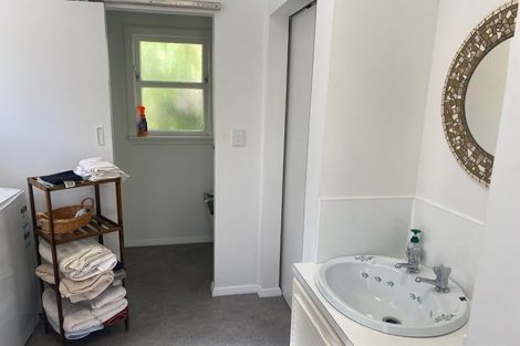 Photo of property in 31 Makahika Road, Levin, 5571