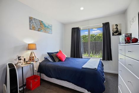 Photo of property in 17 Conie Glen Lane, Broomfield, Christchurch, 8042