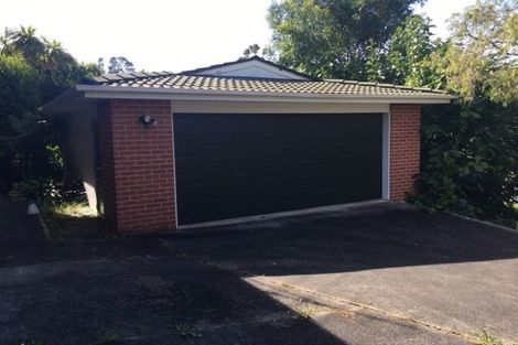 Photo of property in 34 Raymond Terrace, Northcote, Auckland, 0627