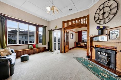 Photo of property in 8 Lincoln Street, Patea, 4520