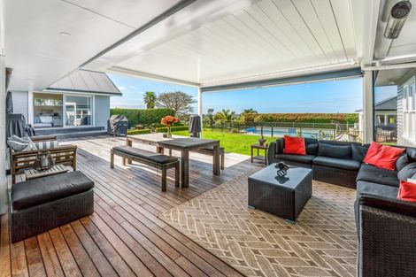 Photo of property in 576 Whitford Road, Whitford, Howick, 2571