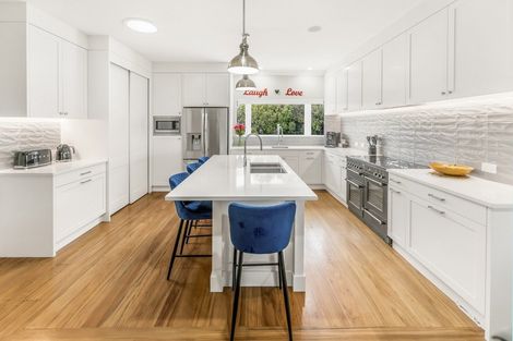 Photo of property in 576 Whitford Road, Whitford, Howick, 2571