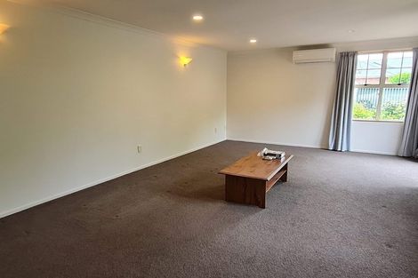 Photo of property in 12 Autumn Place, Mairehau, Christchurch, 8052